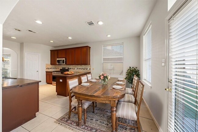 Building Photo - 14213 Stone Bluff Ln