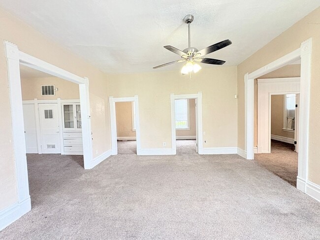 837 Avondale Ave