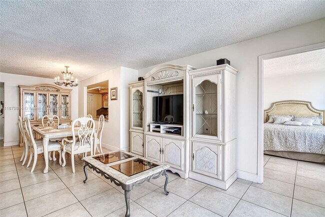 Photo - 18051 Biscayne Blvd Unit 1702