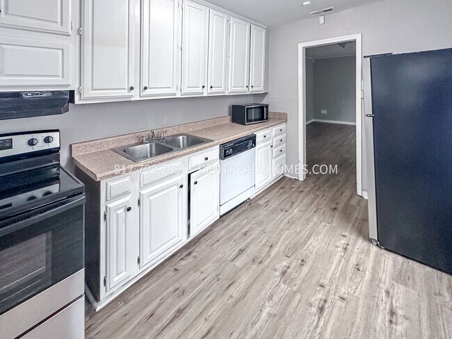 Photo - 1316 Rayfield Dr