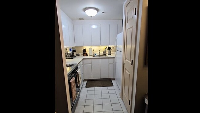 Photo - 170 Tremont St Unit 205