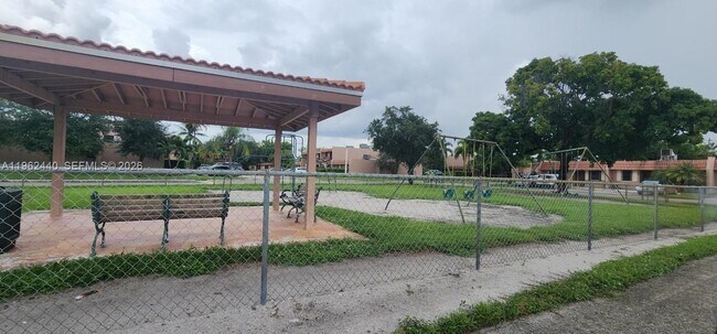 Photo - 23 N Valencia Dr