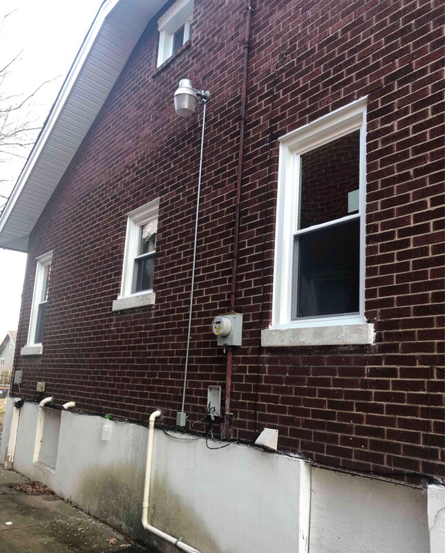 321 Glendora Ave