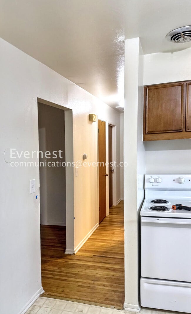 Photo - 5618 S Fox Cir Unit b