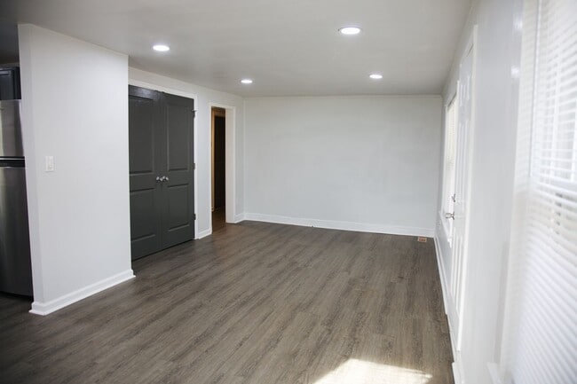 Photo - 2017 Central St NW Unit 1