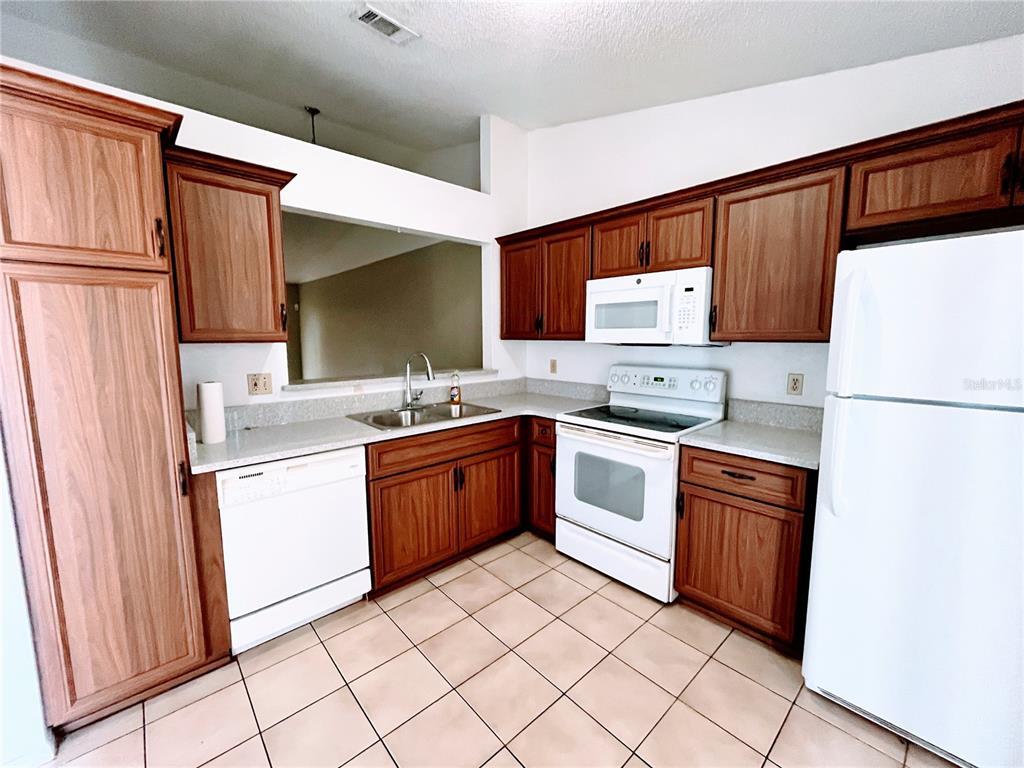 Photo - 62 Silver Oak Cir