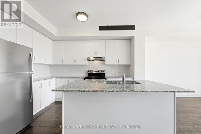 Photo - 7 City Park Cir