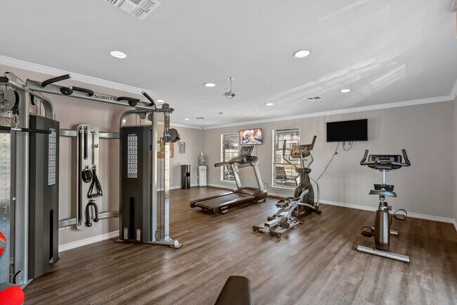 Photo - Flats at Brentwood