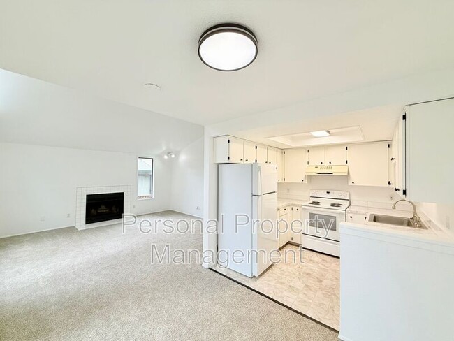 Photo - 1410 NE 72nd St Unit 3