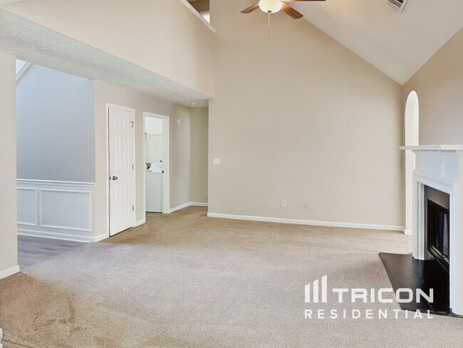 Photo - 605 Highpoint Wy