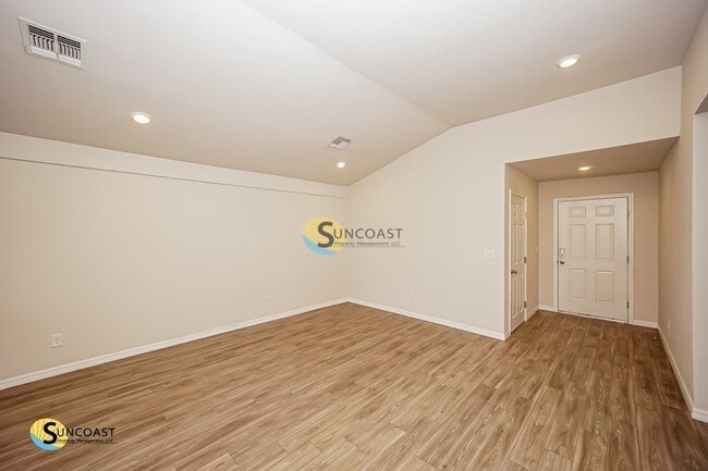 11161 Pendleton Ave