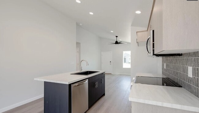 Photo - 1261 W Bass River Dr