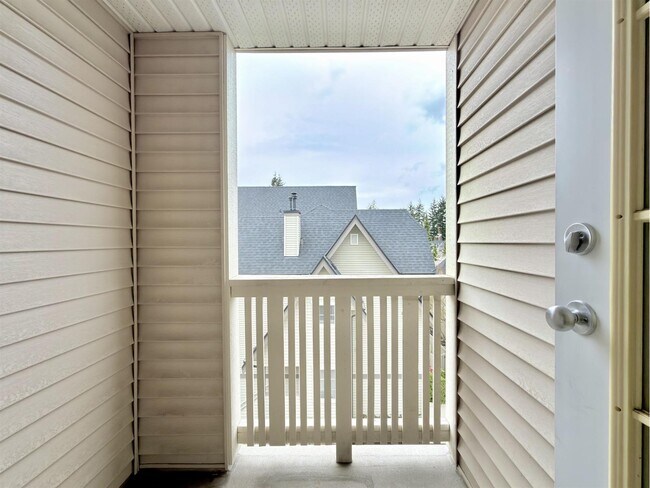 Photo - 5-15355 26 AVENUE