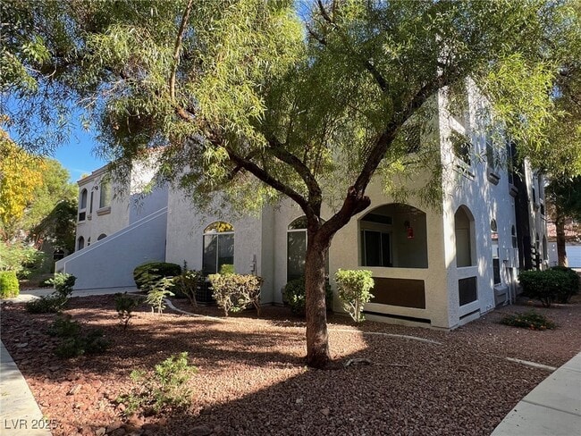 Photo - 700 Carnegie St Unidad 2112 Rental