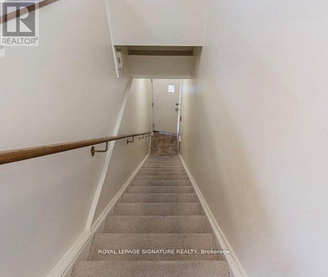 Photo - 208 Carlton St. Unité A