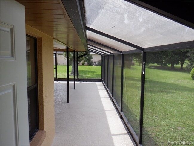 Photo - 335 E Falconry Ct