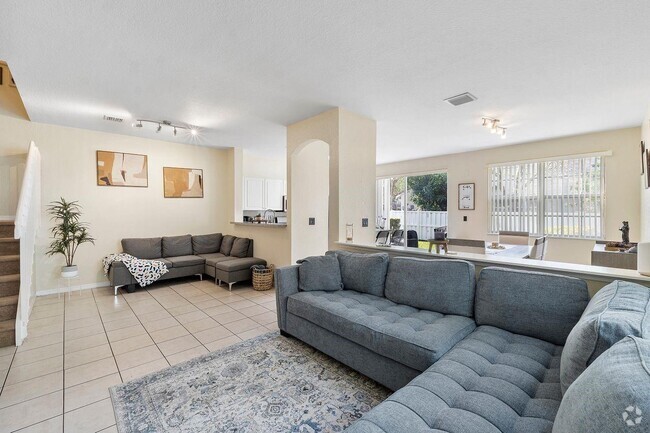 Building Photo - 9090 NW 40th Pl Rental