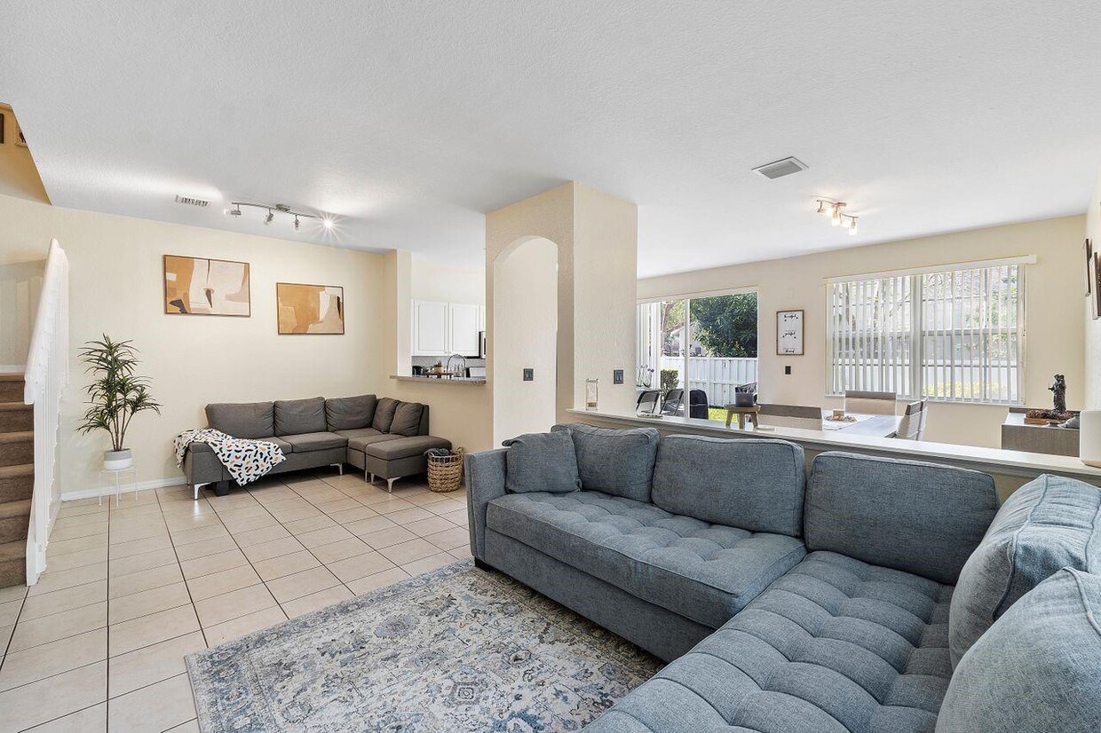 Photo - 9090 NW 40th Pl (Sunrise, FL)