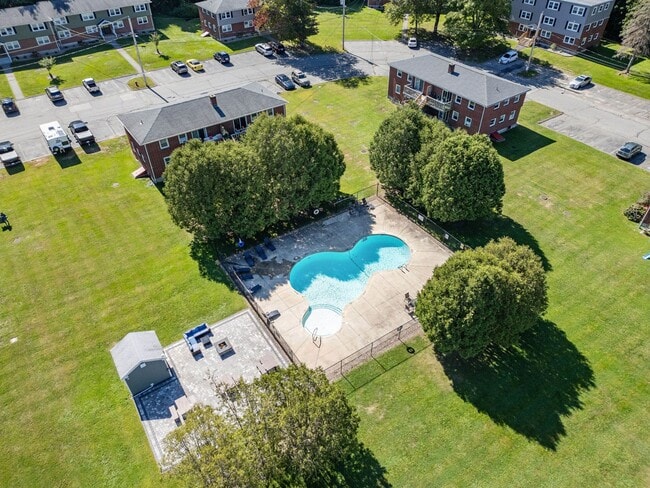 Photo - Manor Grove Apartments Groveland