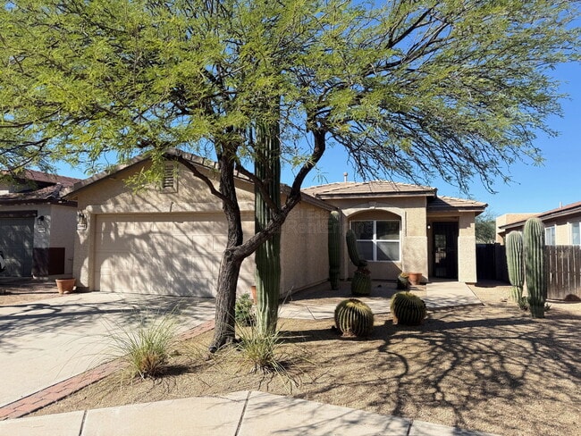 Photo - 10449 E Bridgeport St