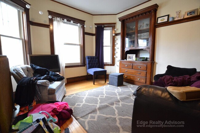 Photo - 7 Mapleton St Unit 1