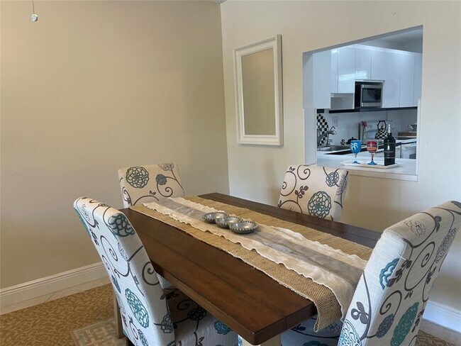 Photo - 4629 Poinciana St Unidad 215