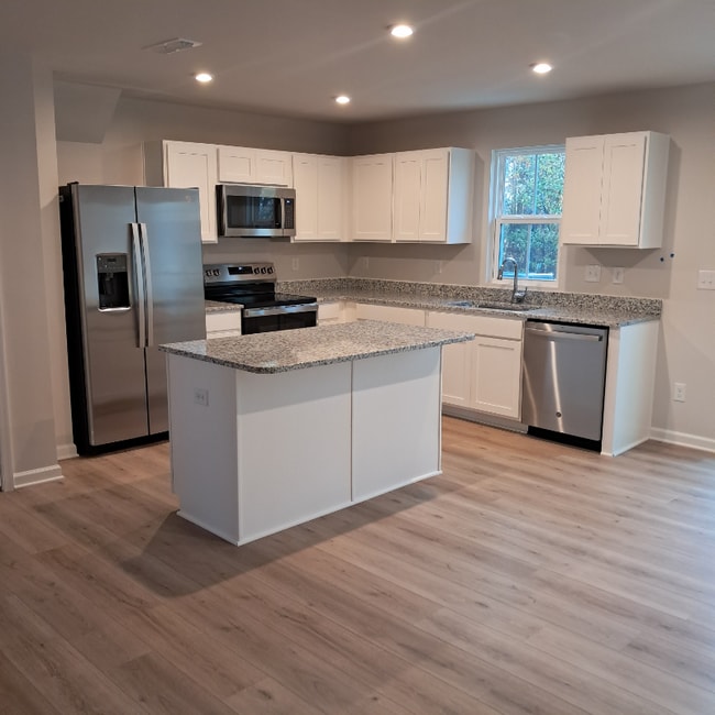 Photo - 150 Elyse Overlook Lp