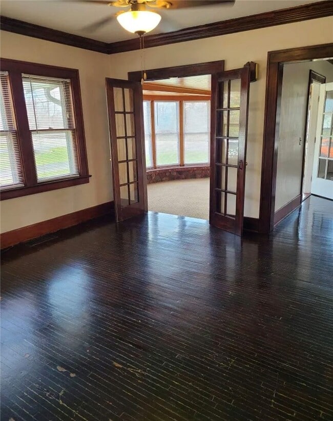 Photo - 1819 Scottsville Rd