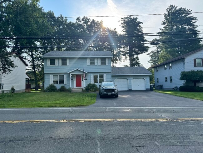 Building Photo - 1019 Fort Hunter Rd Unit 1019