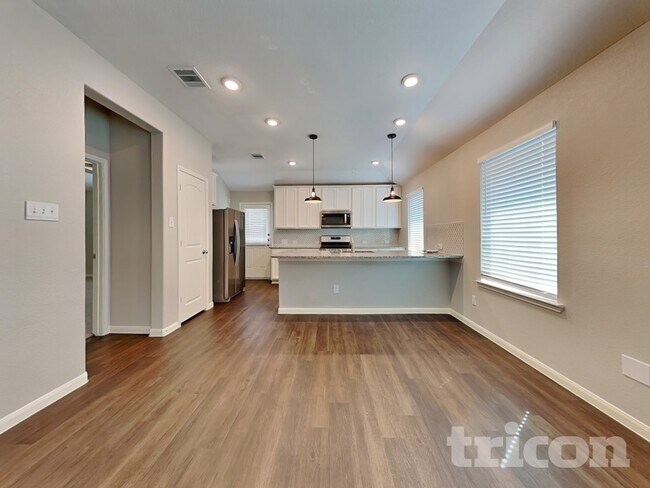 Photo - 6918 Scarlet Sagebrush St