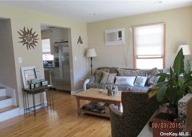 6 Dawes Ave