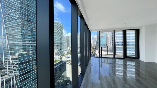 Photo - 1451 Brickell Ave Unit 2406