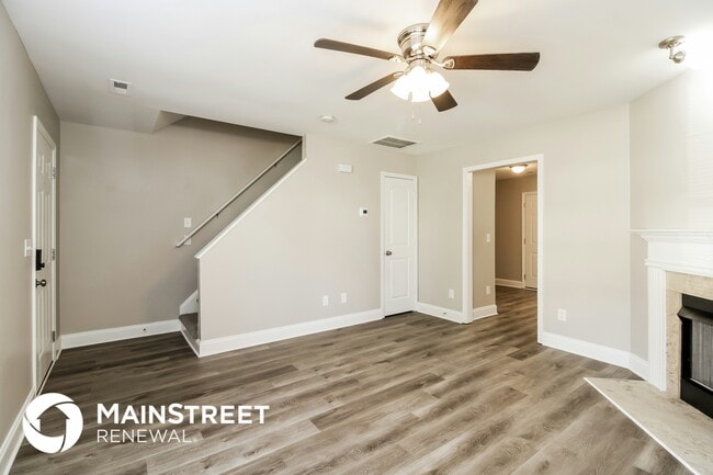 Photo - 1813 Savannas Run Dr