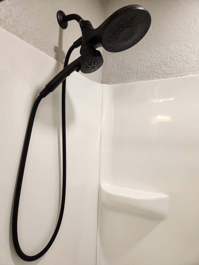 Photo - 450 Platt St