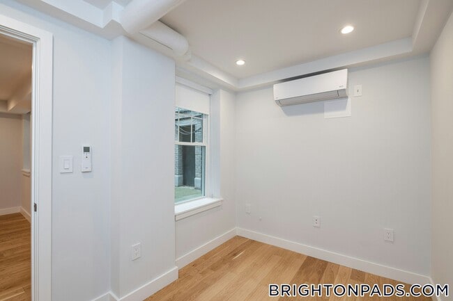 Photo - 288 Chestnut Hill Ave Unidad 24