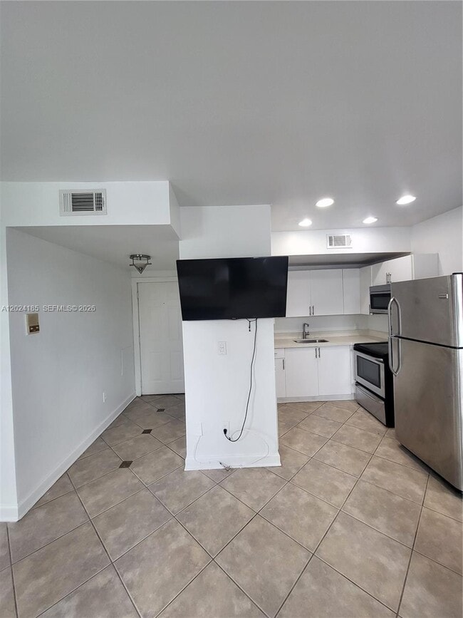 Photo - 1008 Jefferson Ave Unit 303