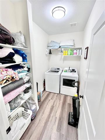 Photo - 1213 W Woodard St