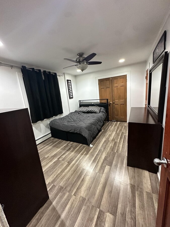 Photo - 2576 Parkview Pl