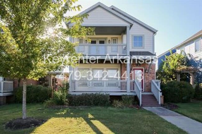 Building Photo - Beautiful 3 Bed/3 Bath in Fayetteville!