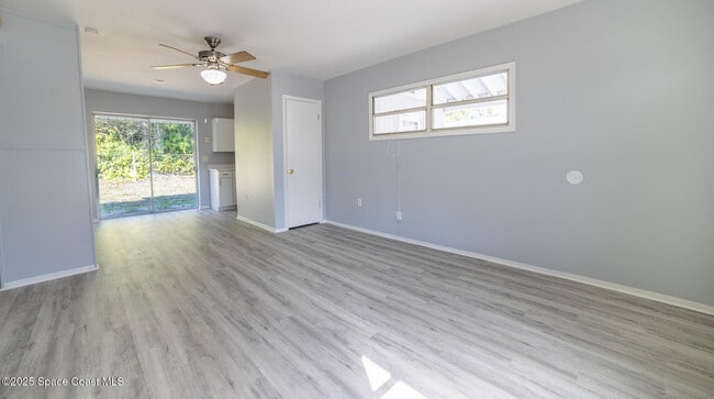 Photo - 3910 Baker Ave