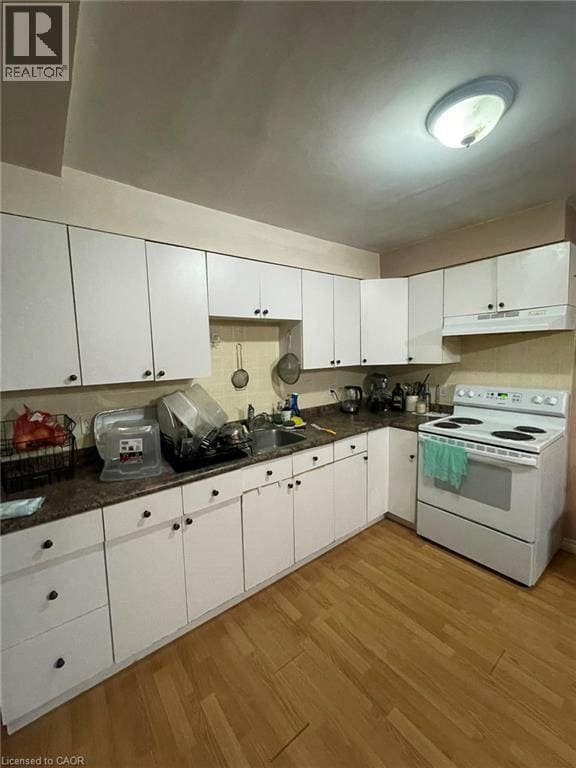 Photo - 267 Mackie Pl