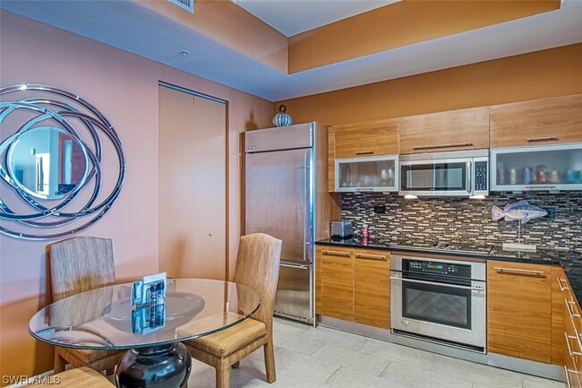 Photo - 3000 Oasis Grand Blvd Condo Unit LPH1