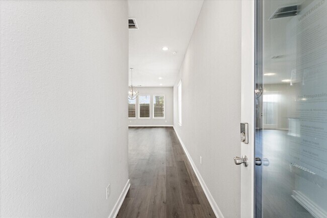 Photo - 802 Berry Sage Ln