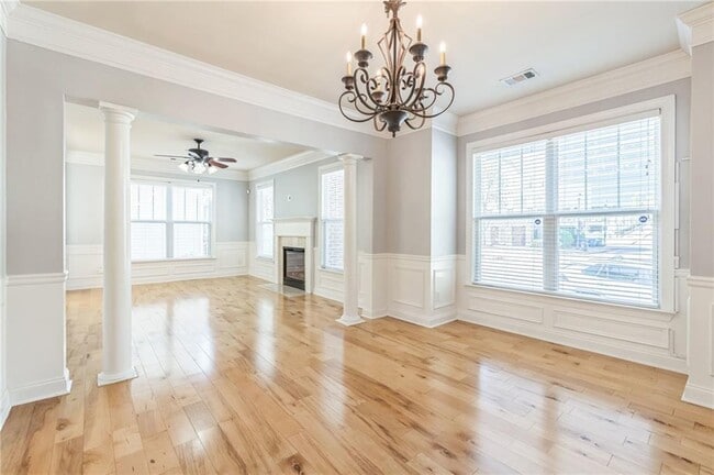 Photo - 242 16th St NW