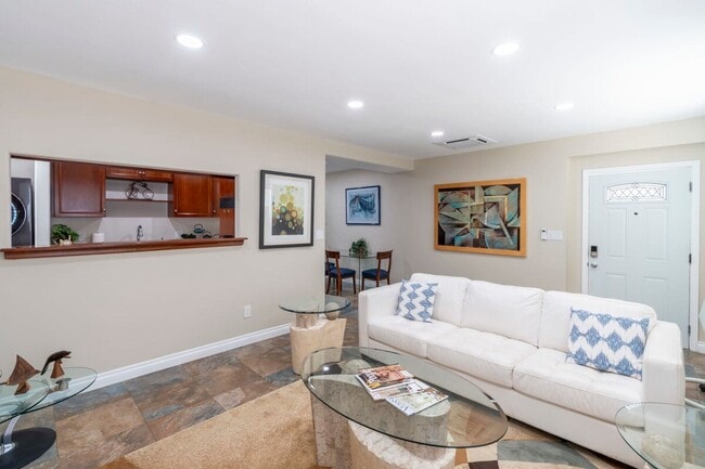 Photo - 1526 San Jose St