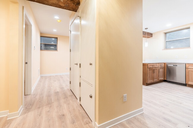 Photo - Carlyle Apartments