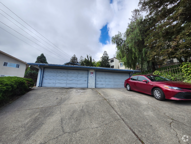 Building Photo - 21028 Gary Dr Unit 1 Rental