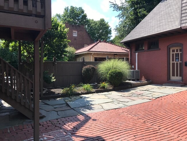 Photo - 279 S River St Carriage House