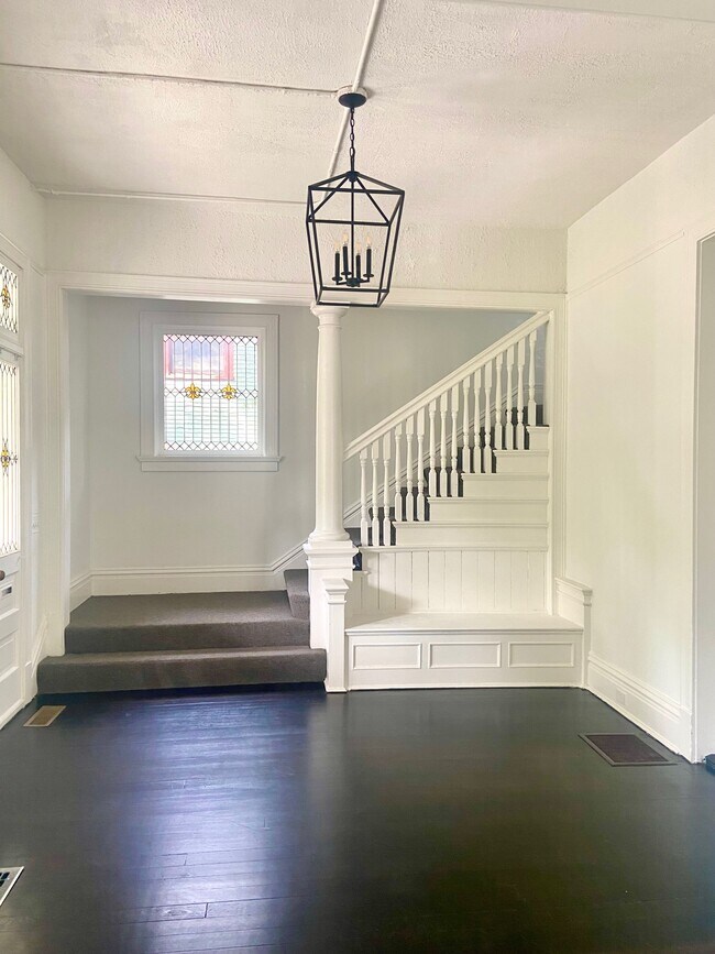 Photo - 1716 14th Ave S