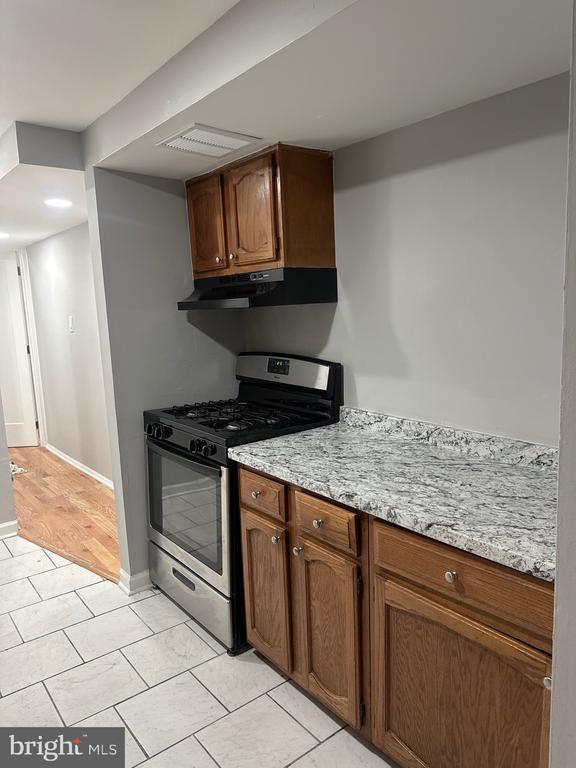 Photo - 7057 Cresheim Rd Unit 2